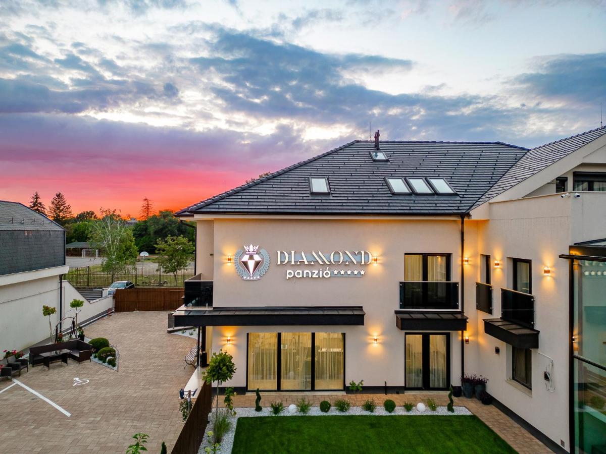 Bed and Breakfast Diamond Panzio Hajdúszoboszló Exterior foto